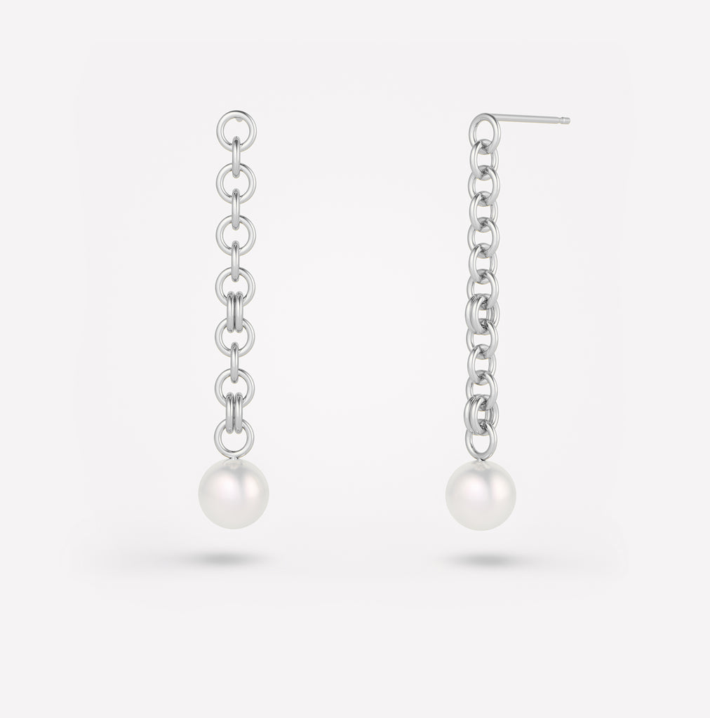 Anaka Pearl Earring
